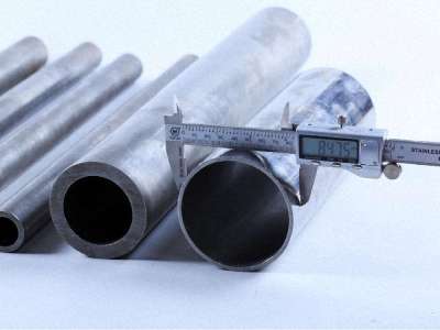 使用精密管有專家現場指導服務，施工無憂！